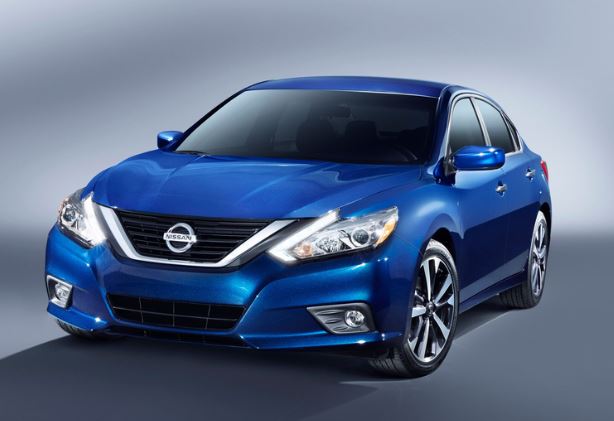 ¿Por qué mi Nissan Altima no enfría el aire acondicionado?